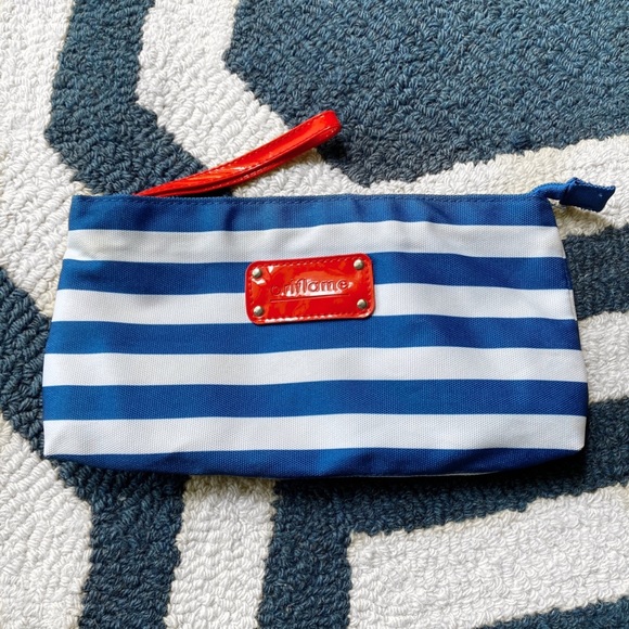 πΊπΈ ORIFLAME 2-in-1 BLUE WHITE RED STRIPE OVERSIZED BEACH BAG + COSMETIC β¦ - Picture 5 of 16